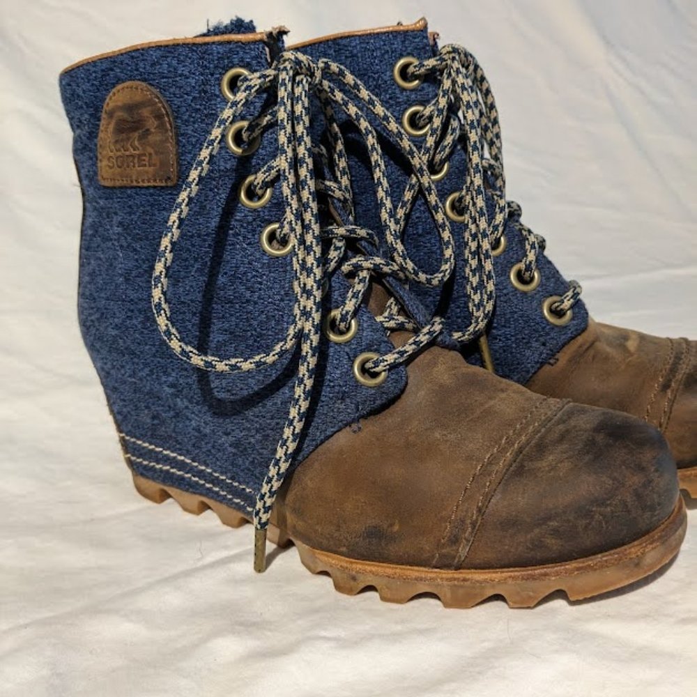 Sorel PDX Wedge Booties